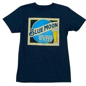 Blue Moon Graphic T-Shirt